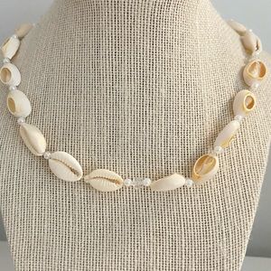 pearl and shell choker